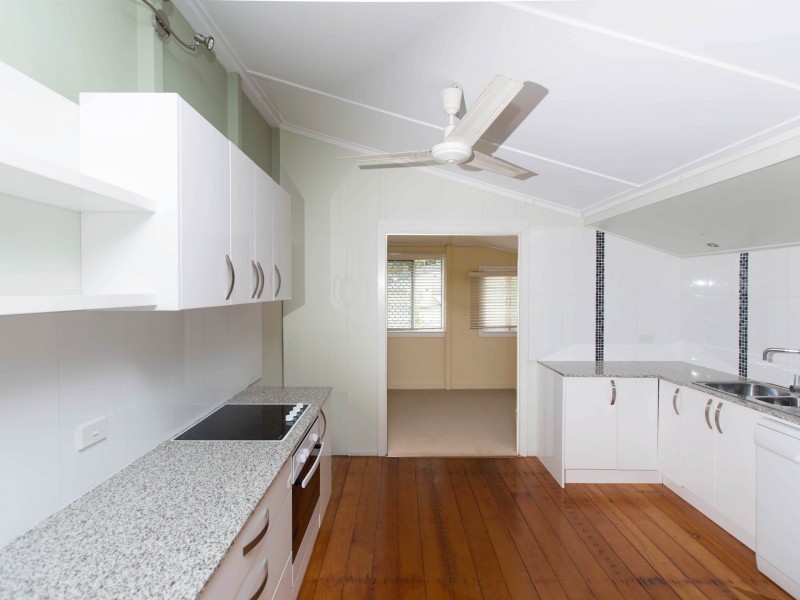 90 Stamford Street, Berserker QLD 4701