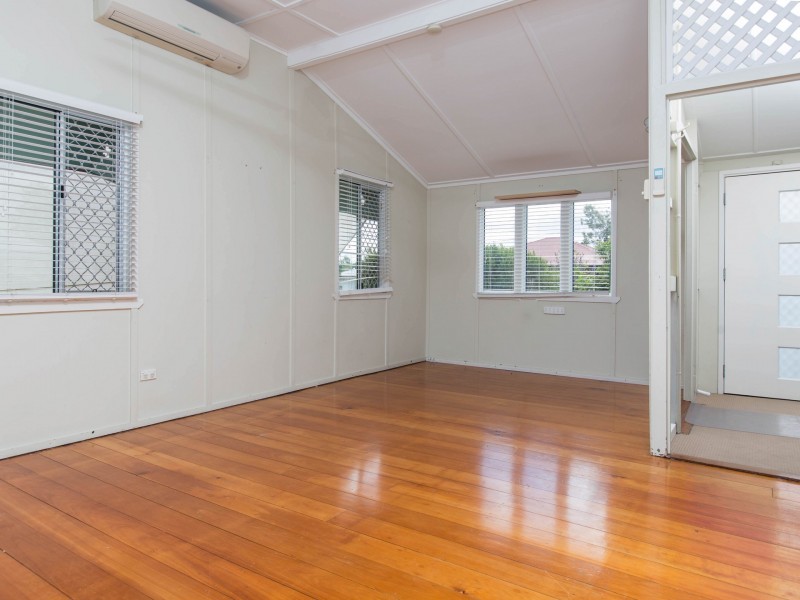 90 Stamford Street, Berserker QLD 4701