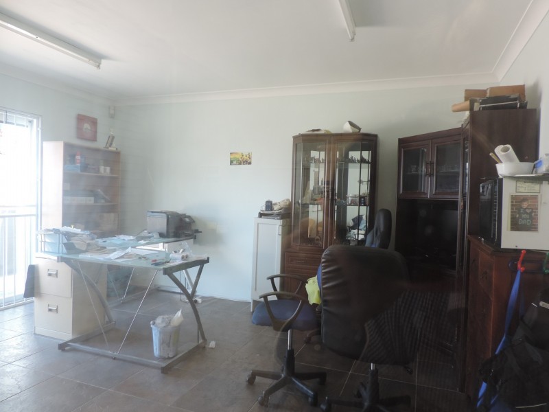 Unit 2b/8 Robison Street, Park Avenue QLD 4701