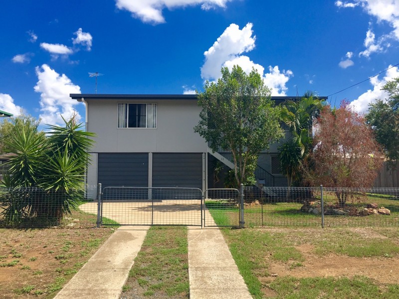 11 Duffy Street, Kawana QLD 4701