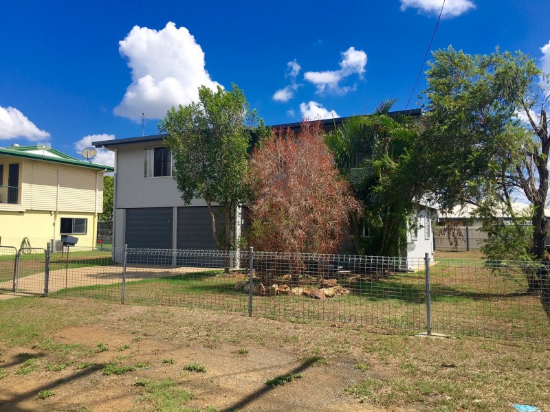 11 Duffy Street, Kawana QLD 4701
