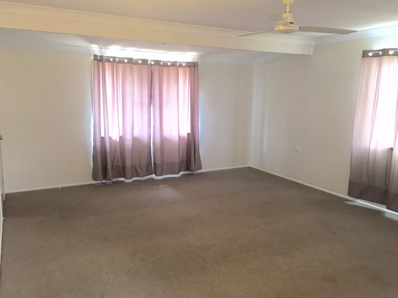 11 Duffy Street, Kawana QLD 4701