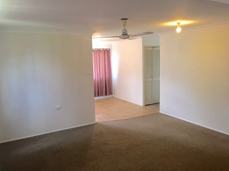 11 Duffy Street, Kawana QLD 4701
