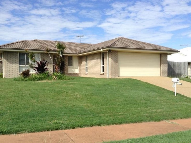 12 John Oxley Drive, Gracemere QLD 4702