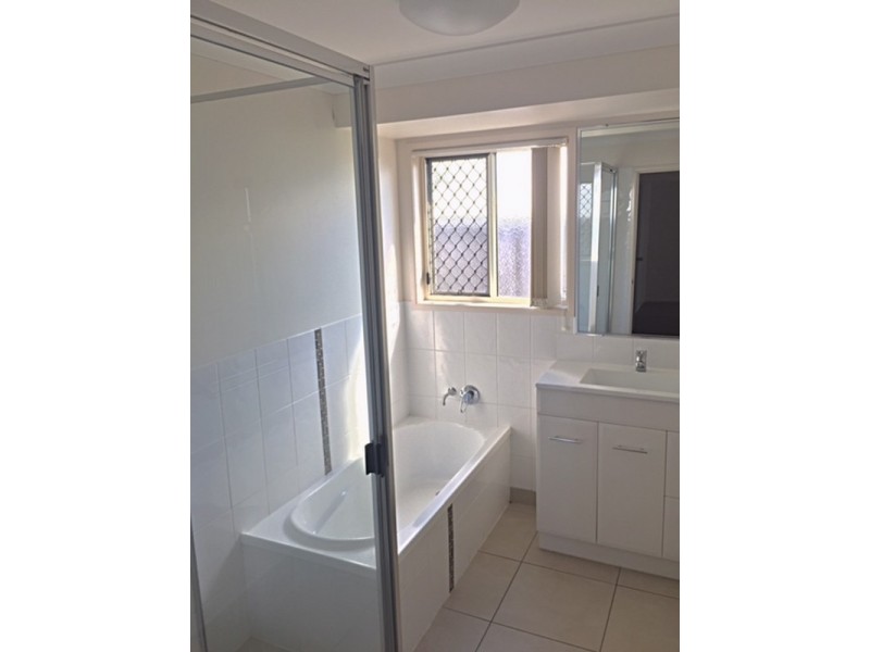 12 John Oxley Drive, Gracemere QLD 4702