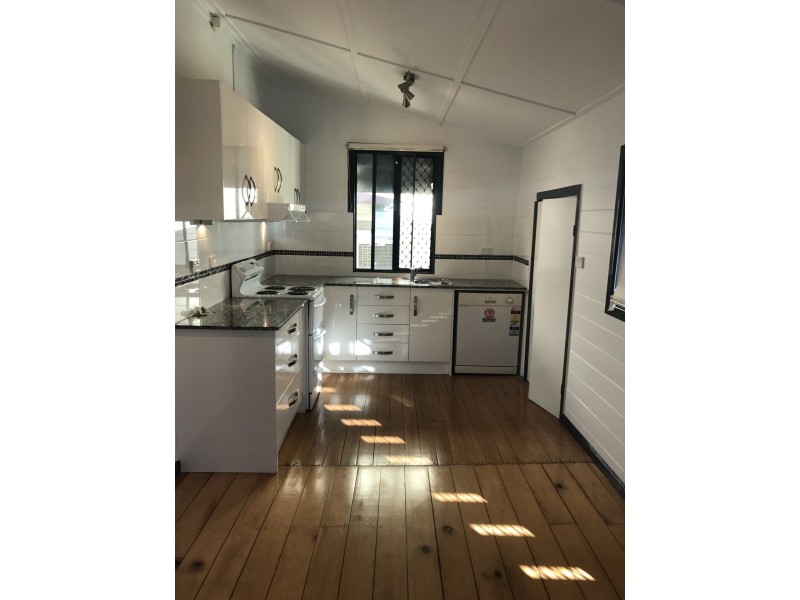 12A Kent Street, Rockhampton City QLD 4700