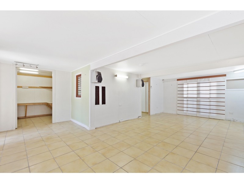 102 Rice Street, Park Avenue QLD 4701