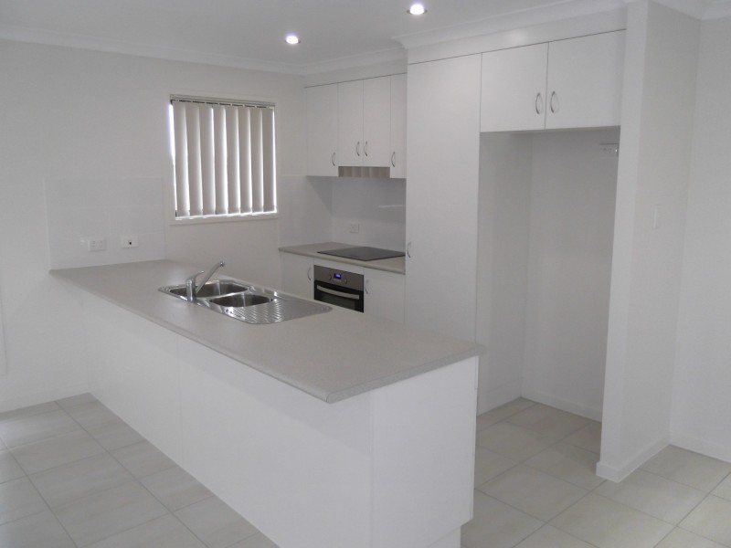 33 Amy Street, Gracemere QLD 4702