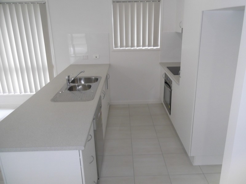 33 Amy Street, Gracemere QLD 4702