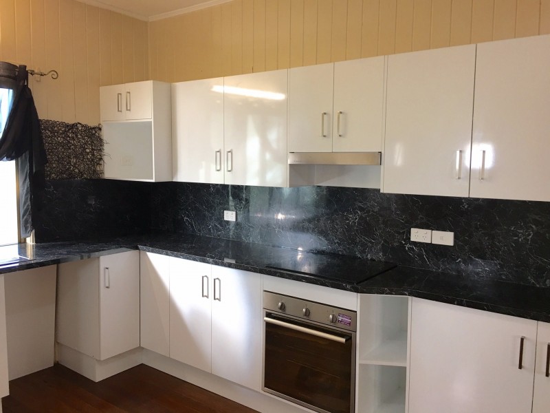 277 Pine Street, Berserker QLD 4701