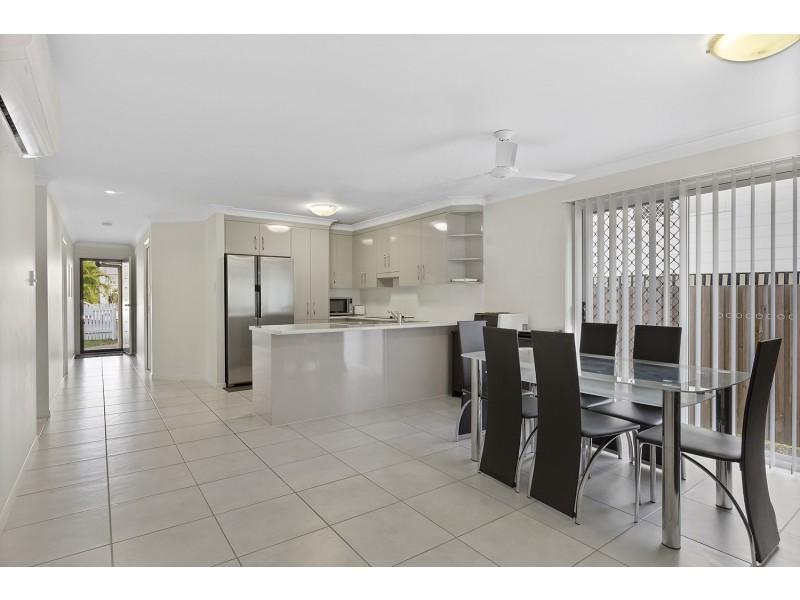 17 Buckle Street, Park Avenue QLD 4701