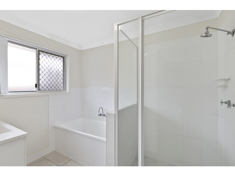 17 Buckle Street, Park Avenue QLD 4701