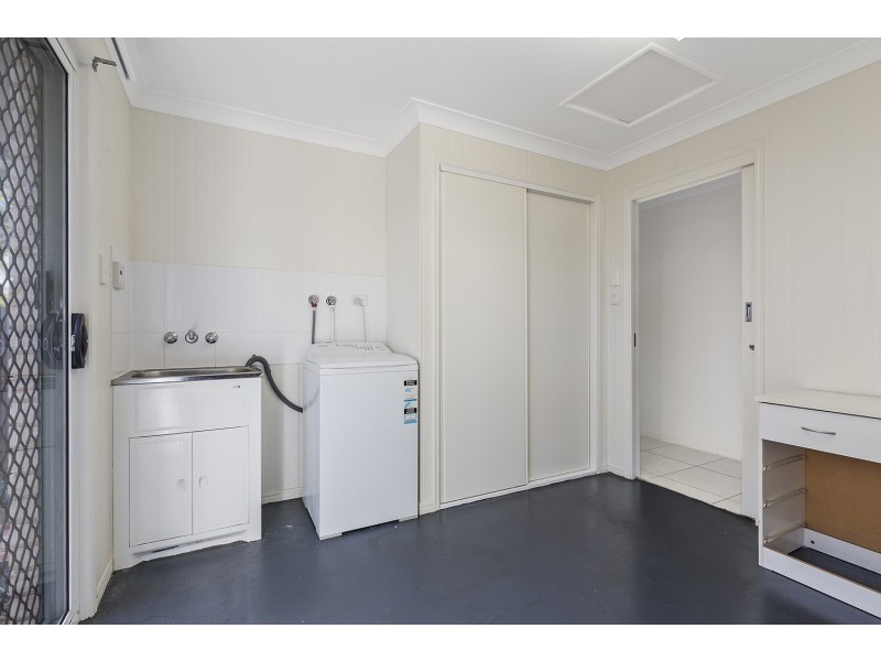 17 Buckle Street, Park Avenue QLD 4701
