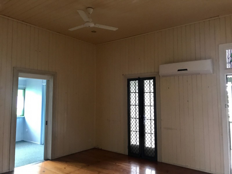 7 Thackery Street, Park Avenue QLD 4701