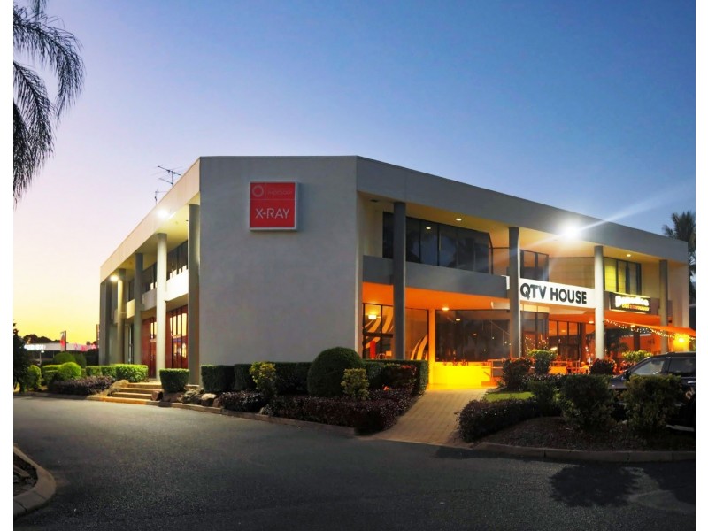 1 Aquatic Place, Berserker QLD 4701