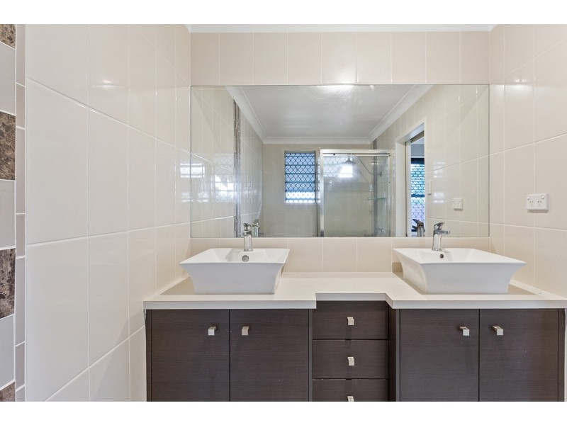 350 Hobler Avenue, Frenchville QLD 4701