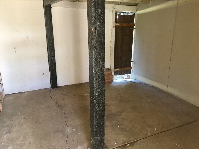 17 Card Street, Berserker QLD 4701