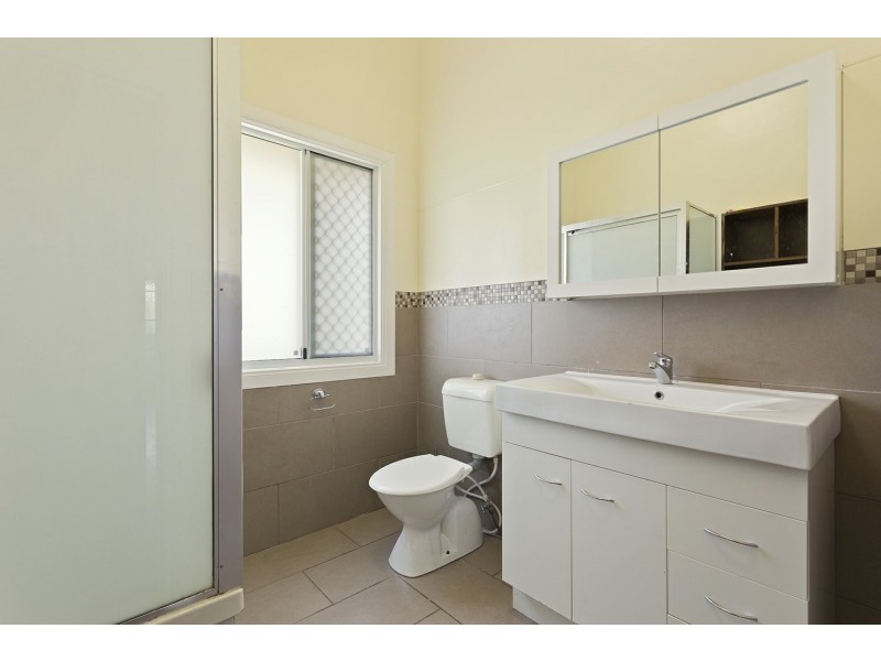 194 Berserker Street, Berserker QLD 4701