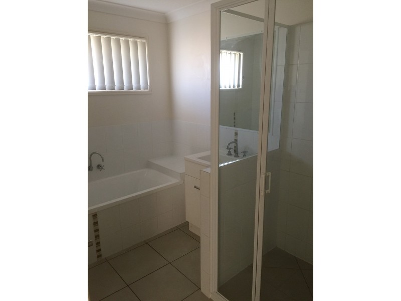 1 Perkins Court, Gracemere QLD 4702