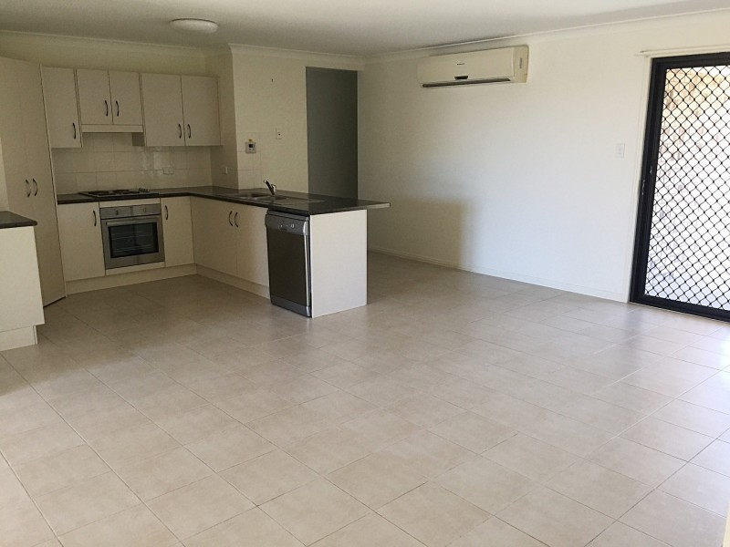 8 Audrey Drive, Gracemere QLD 4702