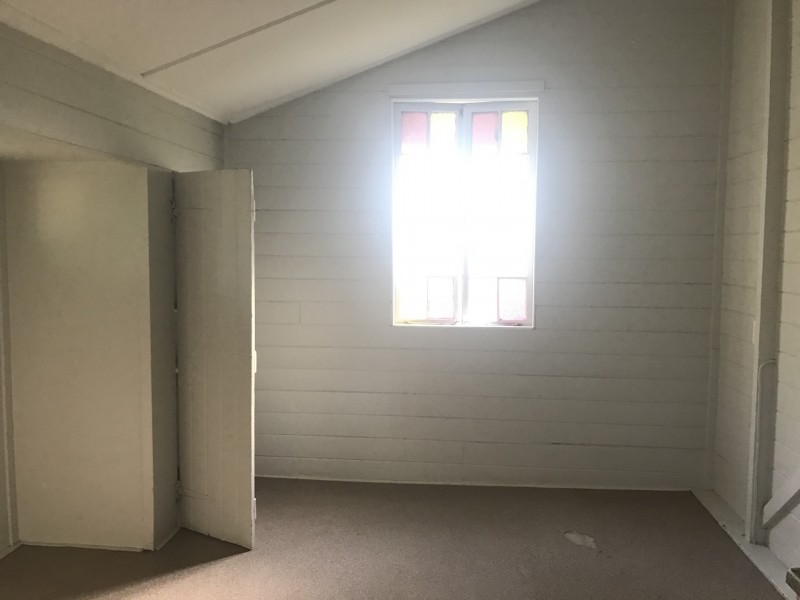 12 Charles Street, Berserker QLD 4701