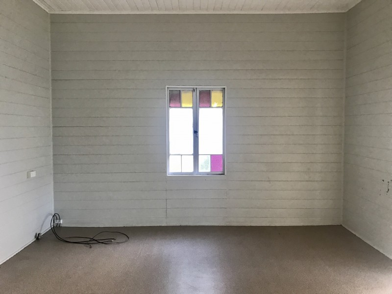 12 Charles Street, Berserker QLD 4701