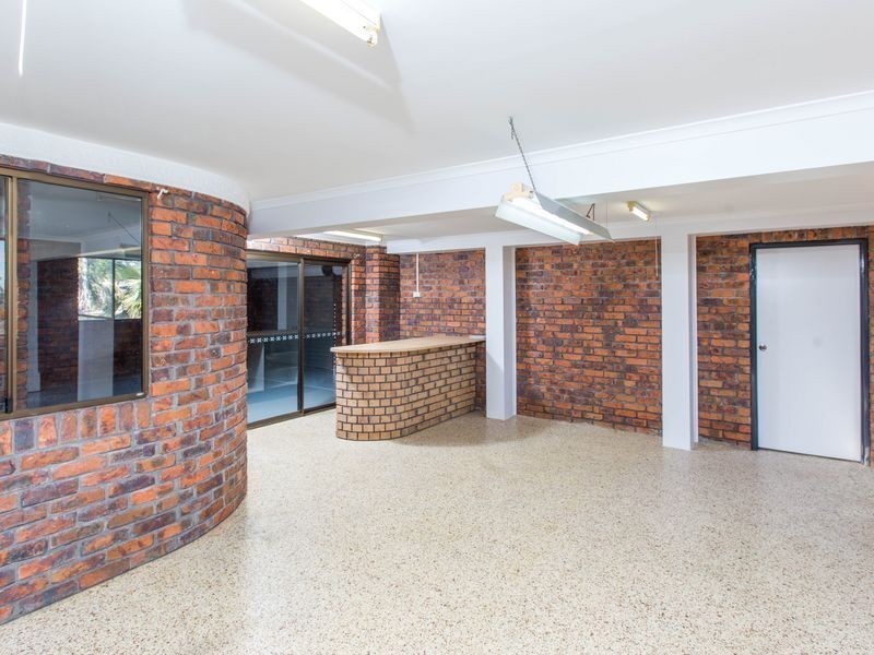 28 Barry Street, Gracemere QLD 4702