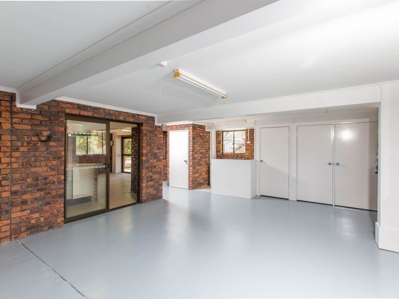28 Barry Street, Gracemere QLD 4702