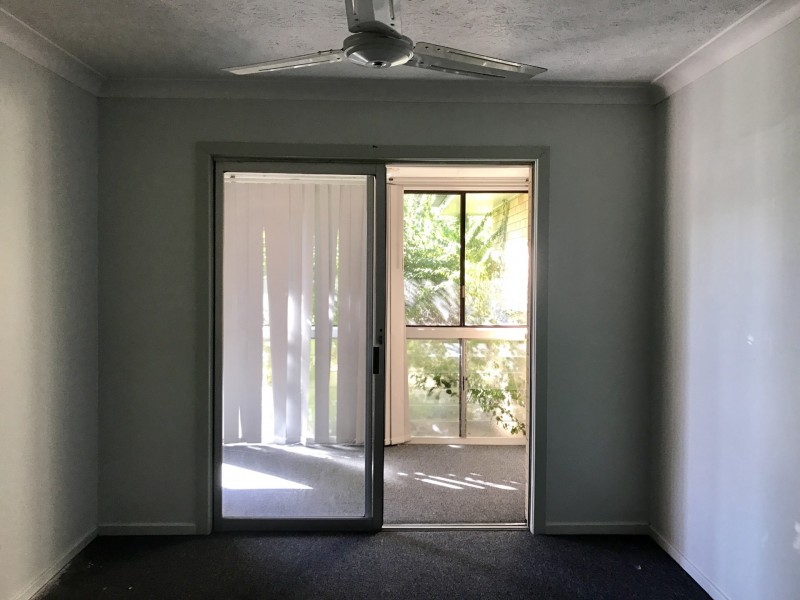 34 Cowap Street, Park Avenue QLD 4701