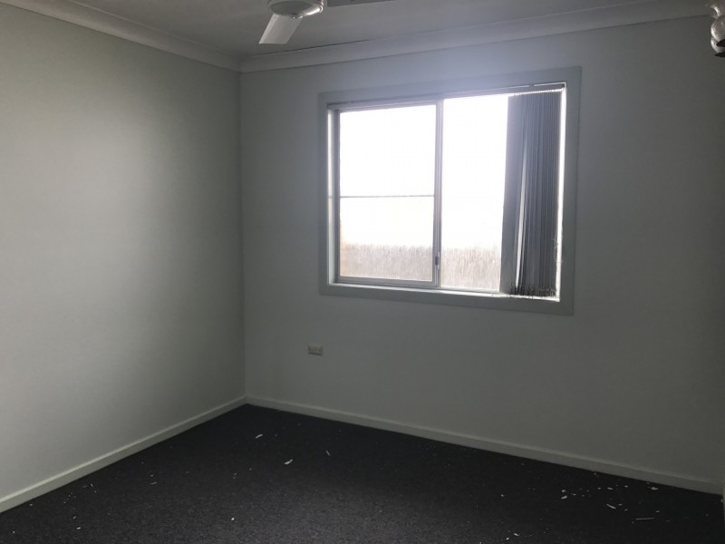 34 Cowap Street, Park Avenue QLD 4701