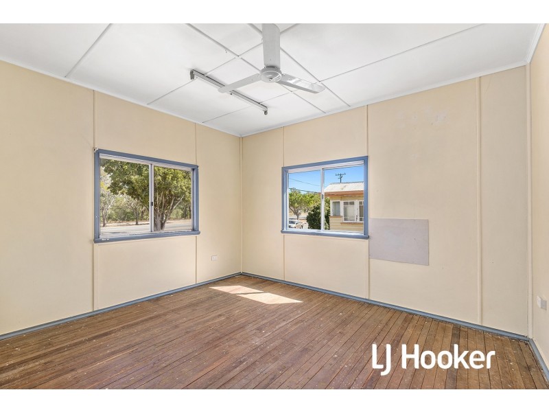 97 Lakes Creek Road, Berserker QLD 4701
