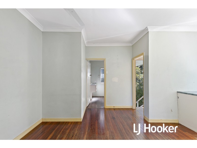 97 Lakes Creek Road, Berserker QLD 4701