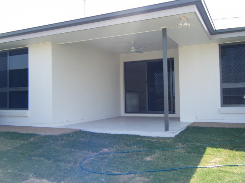 34 Lucas Street, Gracemere QLD 4702