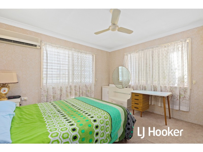 39 Booker Street, Park Avenue QLD 4701