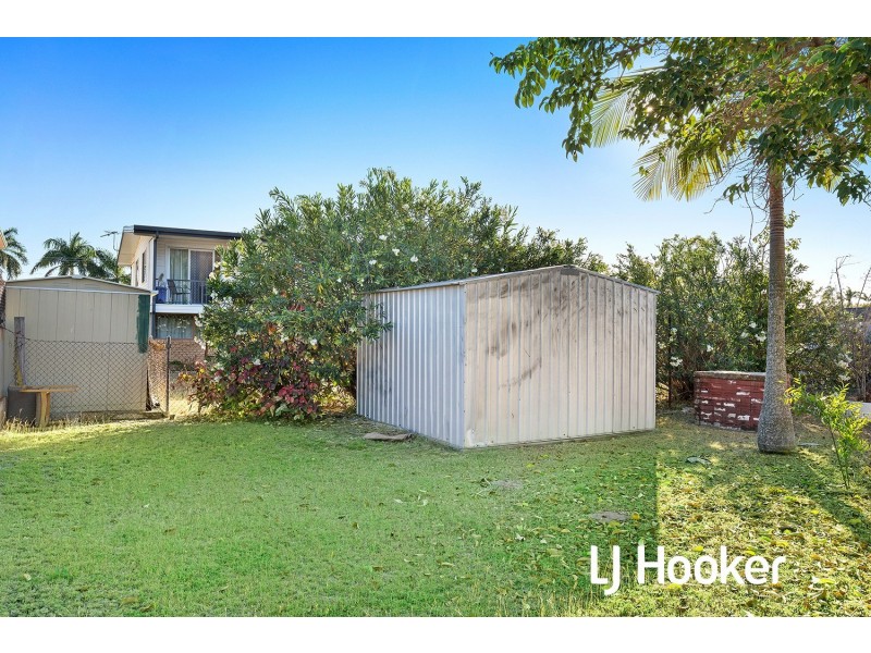 39 Booker Street, Park Avenue QLD 4701