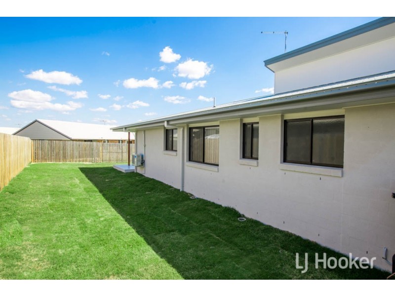 4 Gee Place, Gracemere QLD 4702