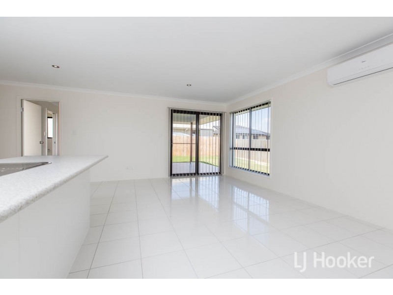 4 Gee Place, Gracemere QLD 4702