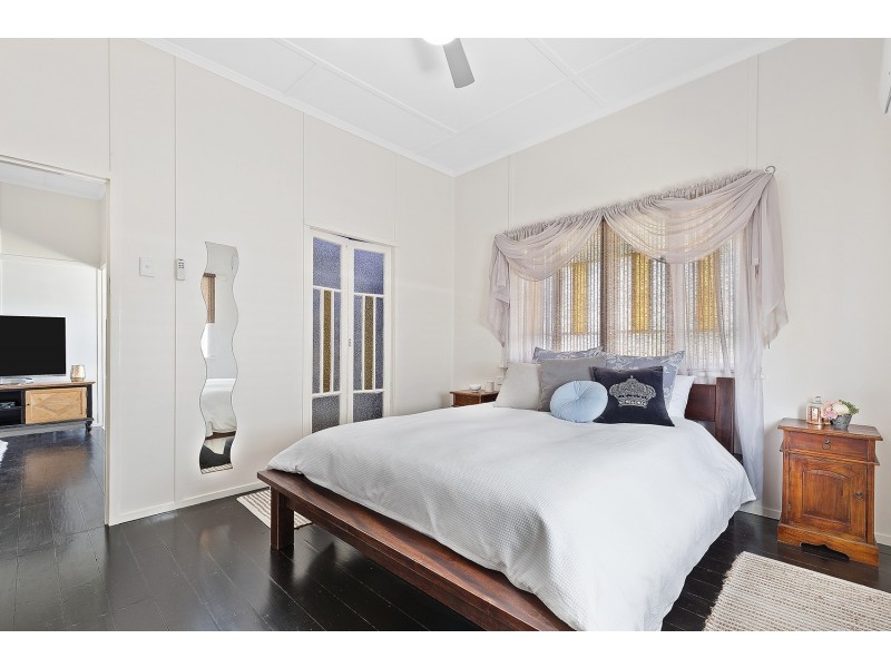 103 Livingstone Street, Berserker QLD 4701