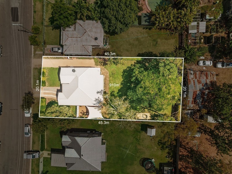 103 Livingstone Street, Berserker QLD 4701