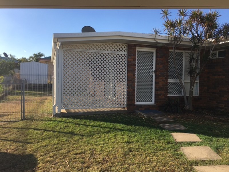 Unit 1/16 Poole Street, Kawana QLD 4701