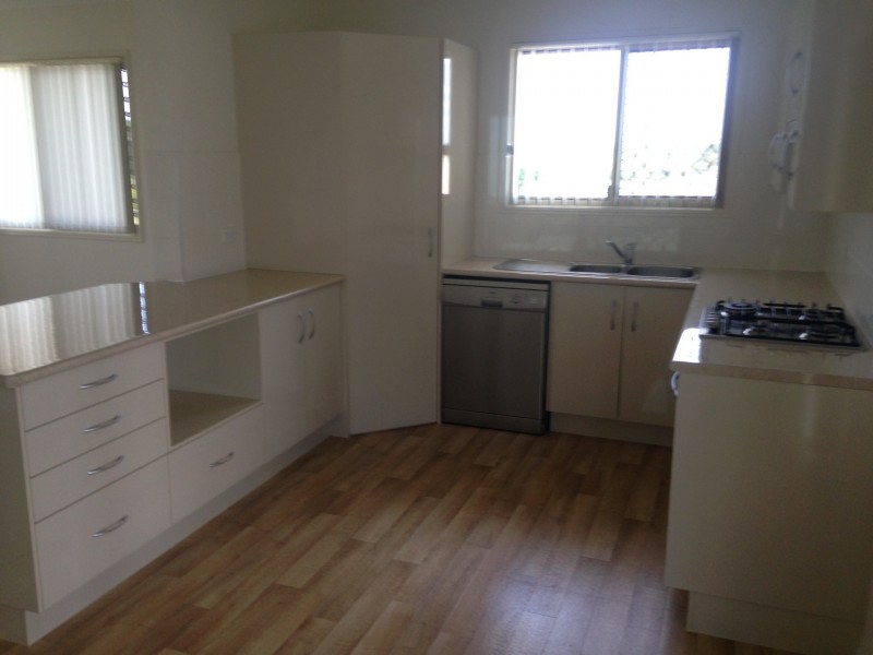 14 Webster, Gracemere QLD 4702