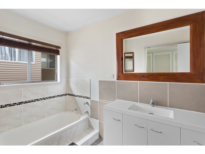 362 Philp Avenue, Frenchville QLD 4701