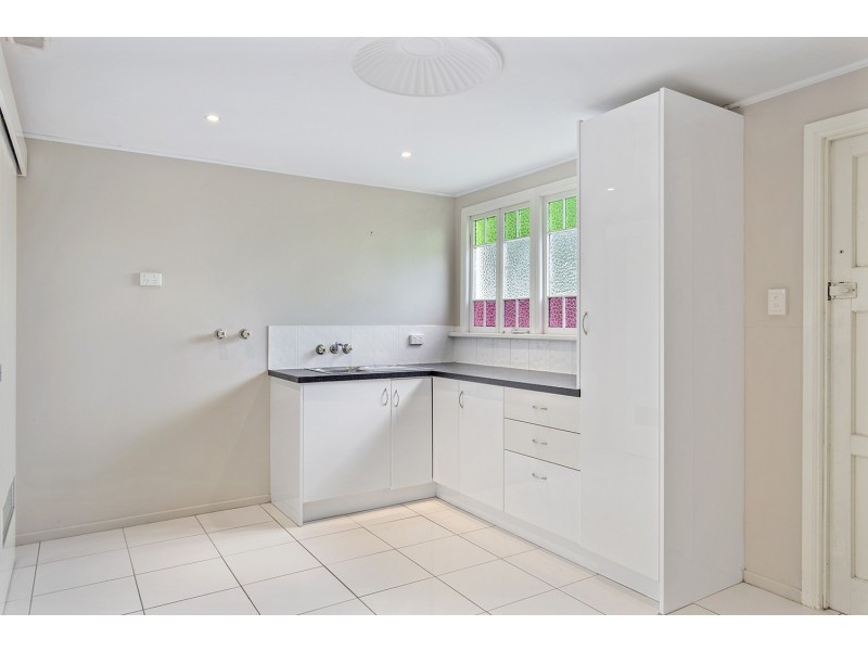 10 Lloyd Street, Park Avenue QLD 4701