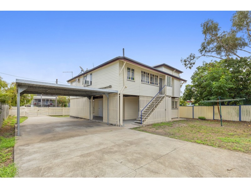 10 Lloyd Street, Park Avenue QLD 4701