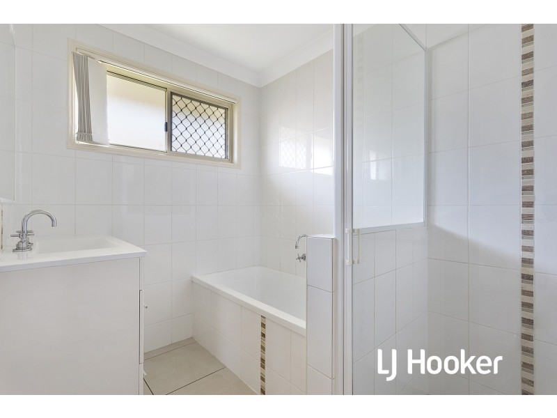 32 Lucas Street, Gracemere QLD 4702