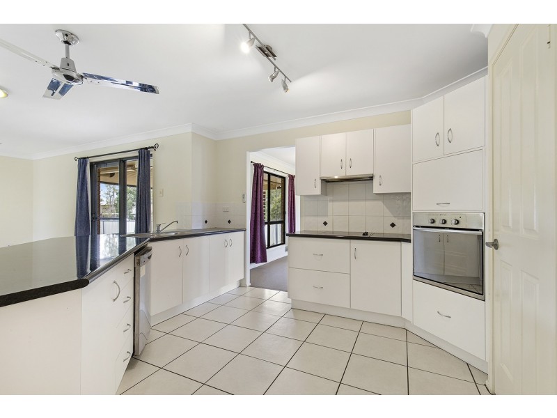 125 Donovan Crescent, Gracemere QLD 4702 LJ Hooker Rockhampton Sold