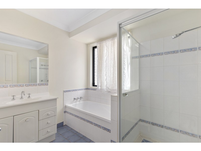 125 Donovan Crescent, Gracemere QLD 4702