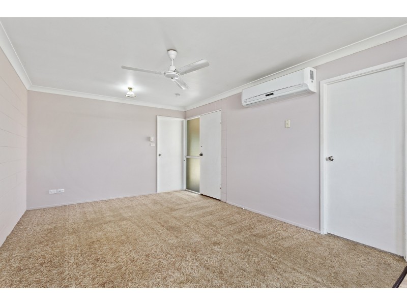 114 Stenlake Avenue, Kawana QLD 4701