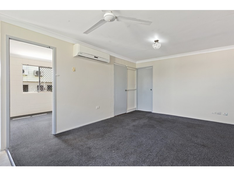 114 Stenlake Avenue, Kawana QLD 4701