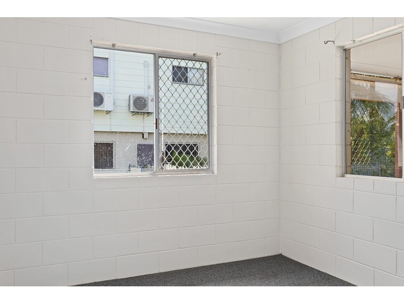 114 Stenlake Avenue, Kawana QLD 4701